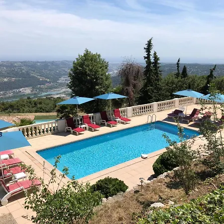 Holiday home Le Domaine De *